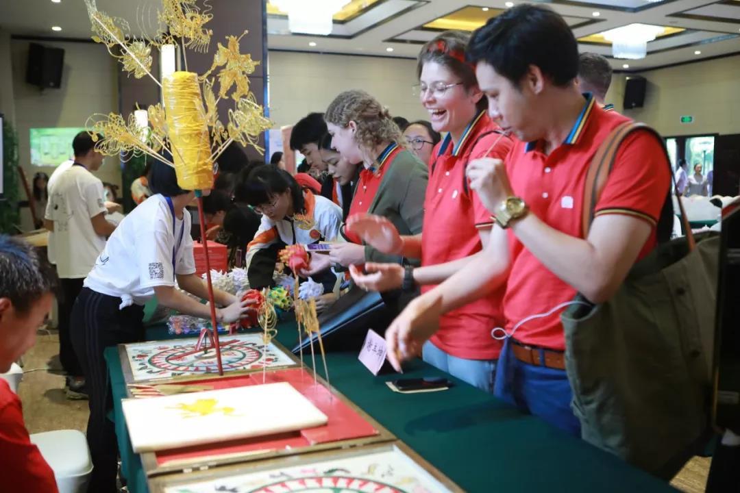 數(shù)字化內(nèi)容，滿足跨文化娛樂需求的策略探究